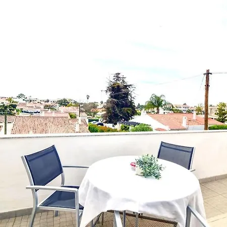 Daire Garrett By Mtphomes *