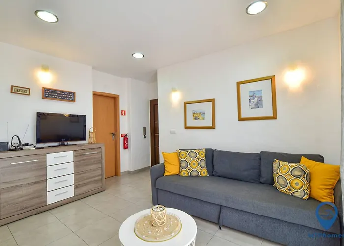 Apartment Garrett By Mtphomes *