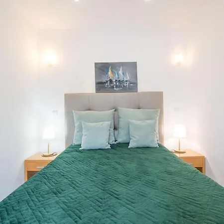 Garrett By Mtphomes *